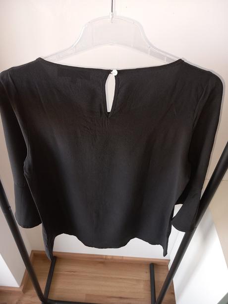 Čierna hodvábna blúzka nadine h 36/s, s