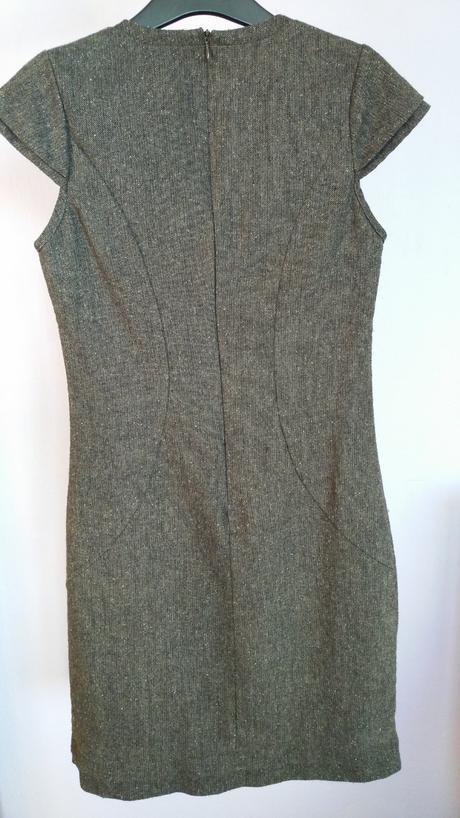 Zb teplejšie , hrubšie šaty (aj výmena), xs