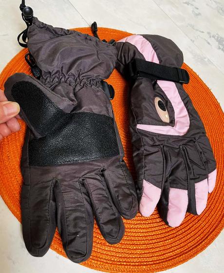 Lyžiarske rukavice thinsulate č. 7,5, 