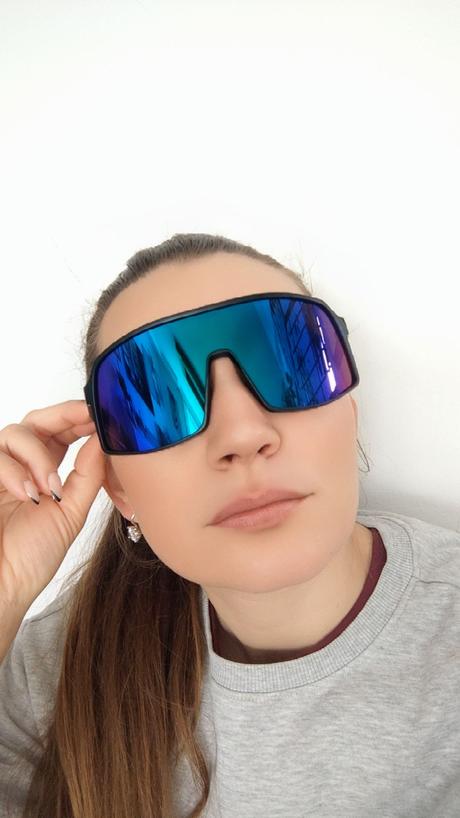 Slnečné športové okuliare,