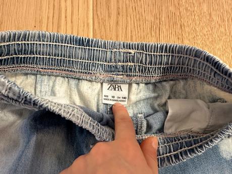 Šortky s vyblednutým vzhľadom, zara,140