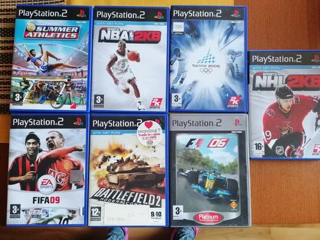 Herná konzola ps2 + hry 7 ks,