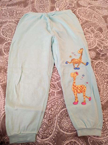 Pyžamový diel, 116