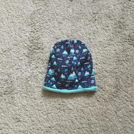 Obojstranná čiapka,