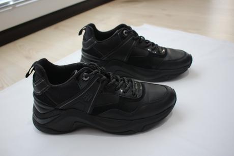 Dámske kožené zateplené tenisky čierne prechodné, tommy hilfiger,39