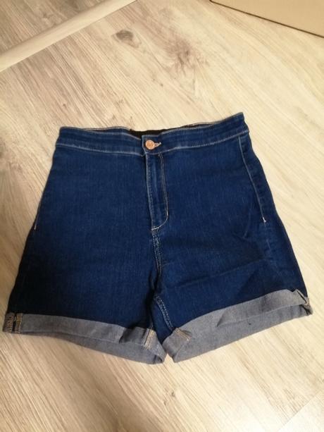 Kratase vysoký pas, 158