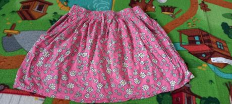 Kvetinová sukňa, 134