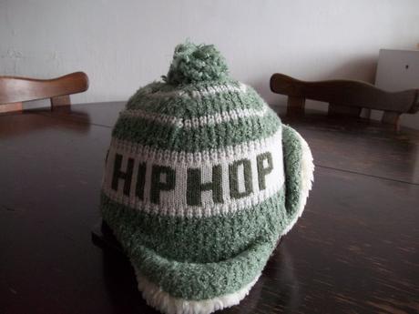 Čiapka - ornament - obvod 54 cm, 56