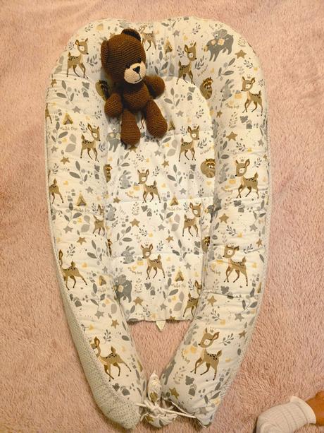 Hniezdo a príslušenstvo,