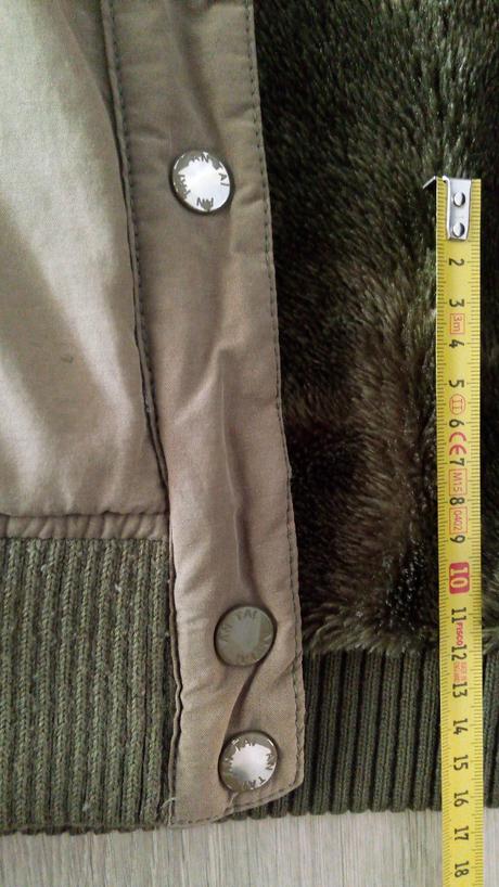 Zelená bunda s kožušinkou, l