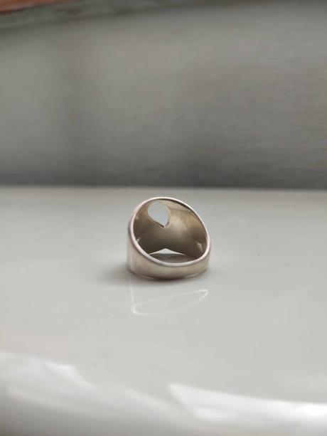 Masívnejší strieborný prsteň - 925,