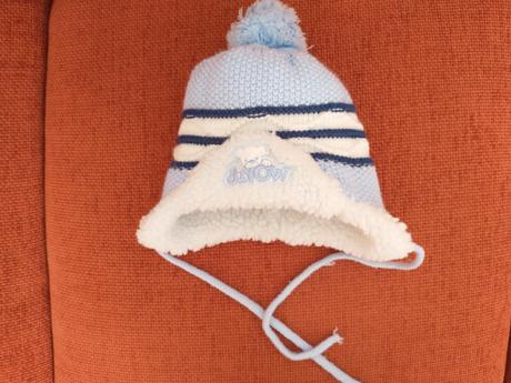 Čiapka na šnúrky, 86