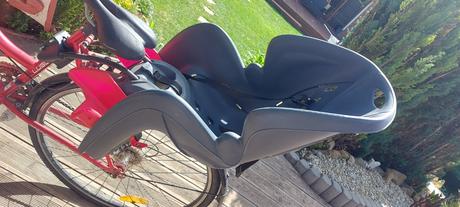 Zadná sedačka na bicykel,