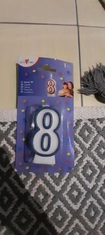 8 sviečka, 