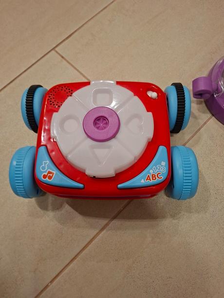 Fisher price robot pohybujúci sa, 