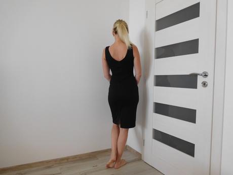 Čierne šaty 36v,elastické, s