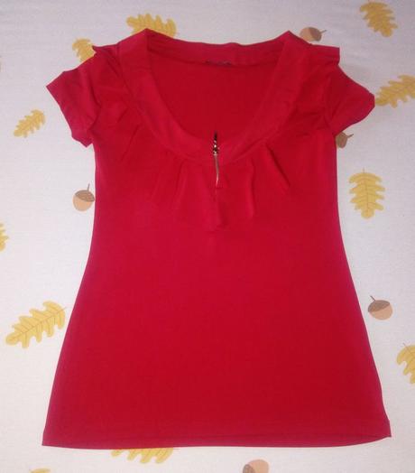 Červený top so zipsom, s