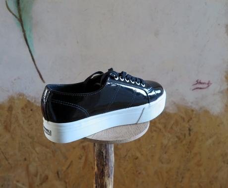 Dámske kožené tenisky superga na platforme v laku, 40