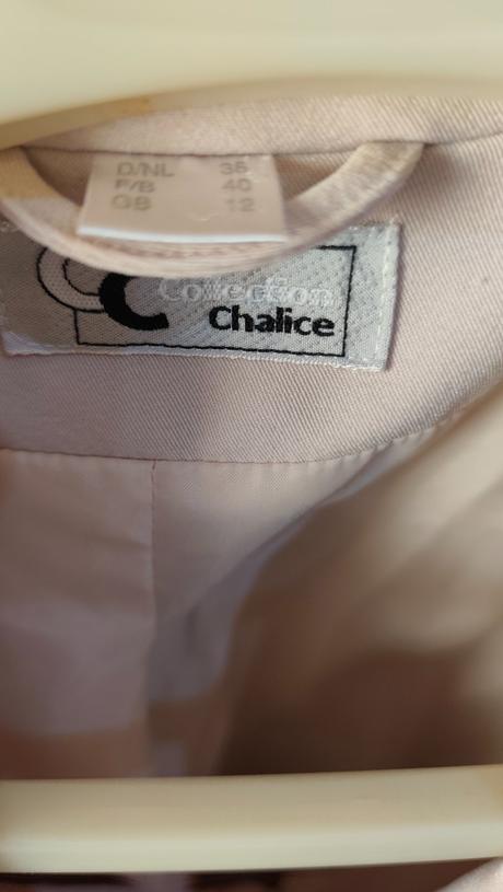 Kostým sako+sukňa, 38