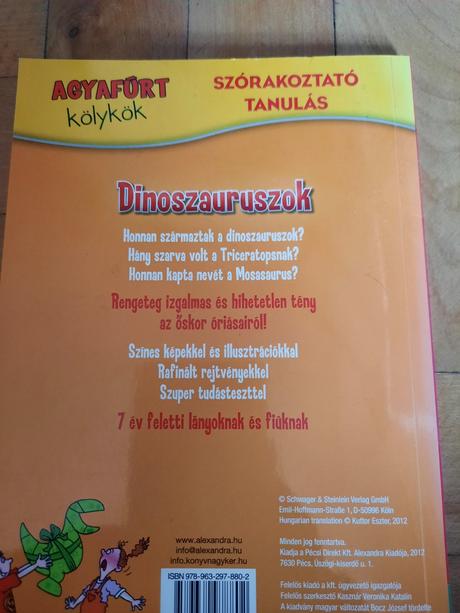 Knizka dinoszauruszok,
