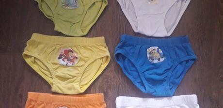 7 kusov slipy.  110-116, disney,110