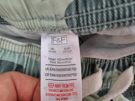 Krátke nohavice, f&f,152