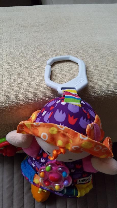 Babika emily od lamaze na kocik, 