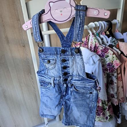 Džínsové šortky s náprsenkou, h&m,98