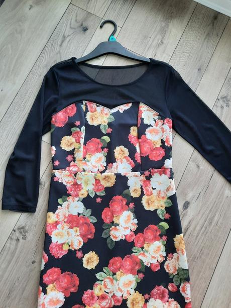 Spoločenské šaty, 38