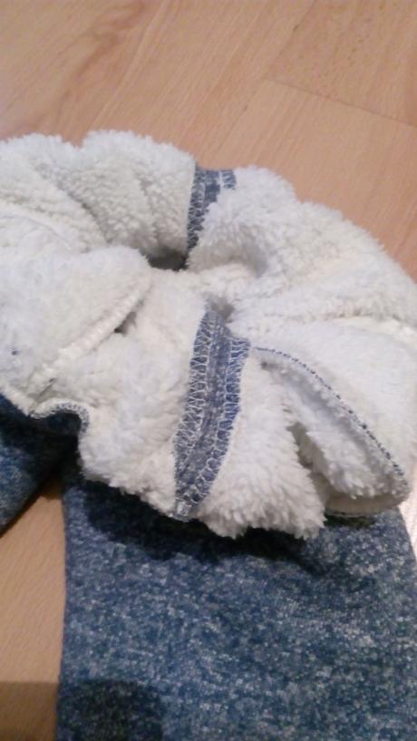 Teplučke nohavice, 104