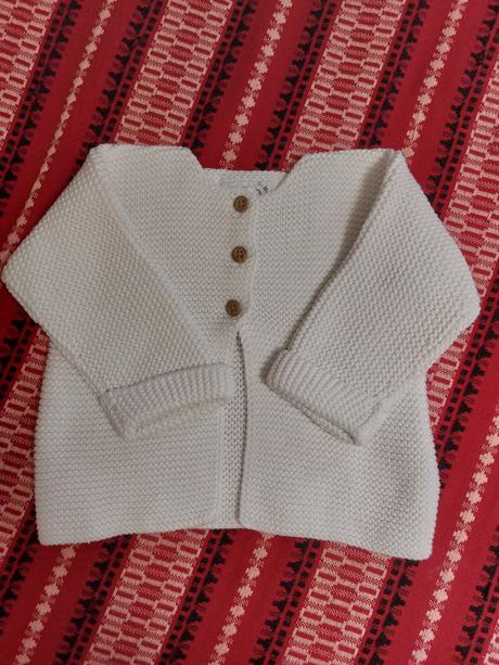 Sveter biely, tesco,74