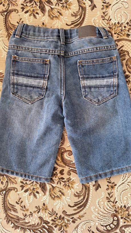 Kratke nohavice, in extenso,110