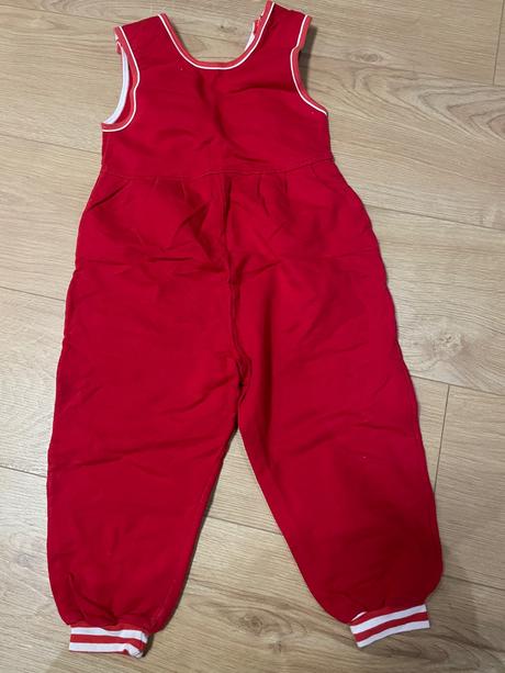 Nohavice na traky, 98