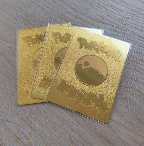 Kovové pokémon karty, 