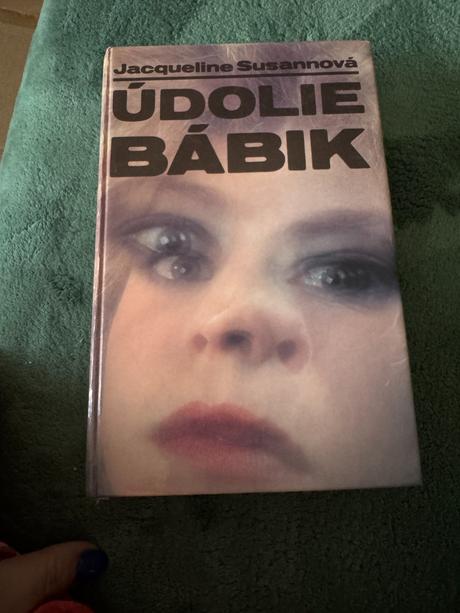 Susanová jacquelin. údolie bábik,