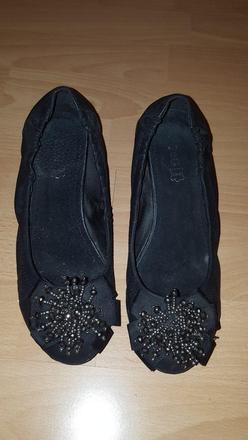 Čierne topánky, 38