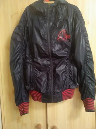 Bunda sam, s.a.m.,xs