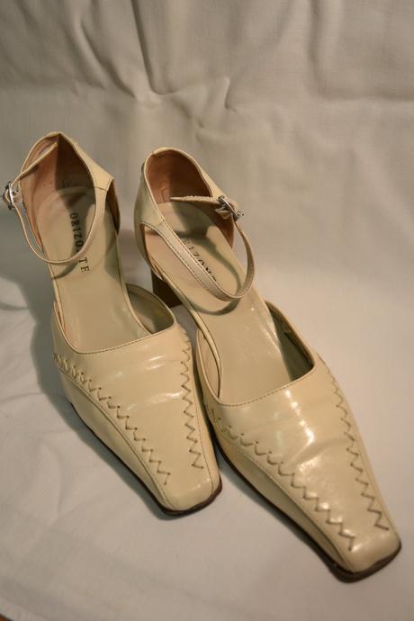 Spoločenské topánky, 38