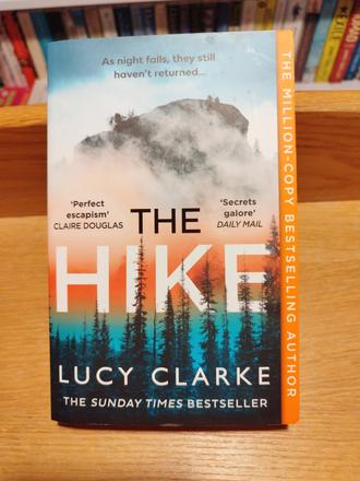 Lucy clarke - the hike v, 