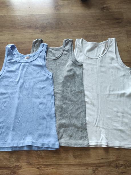 Tielka, reserved,152