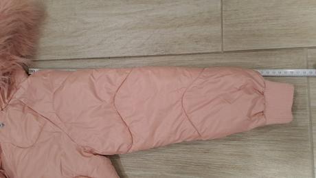 Bledoružová bunda, sinsay,128