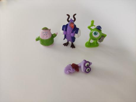 Kinder rozpravkove postavicky,