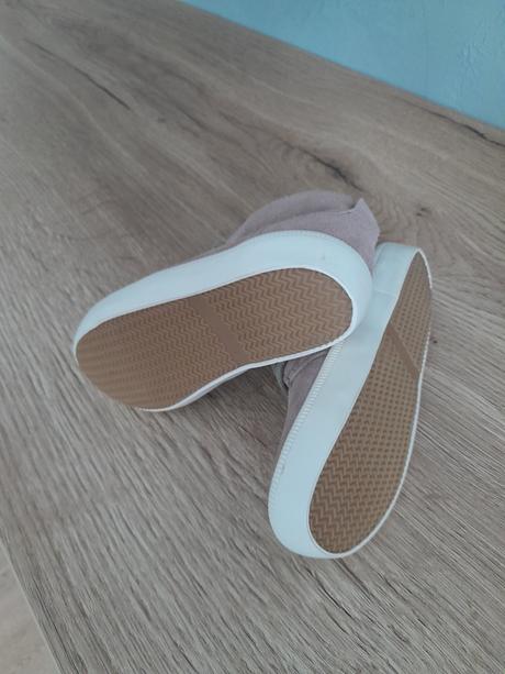 Chlapcenske topanocky, next,25 / 26