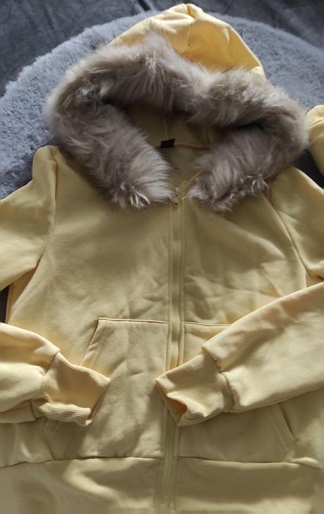 Dámska tepláková súprava, s