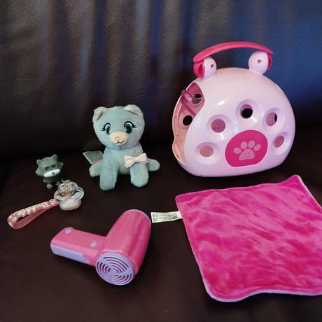 Kadernícky salón s mačičkou,