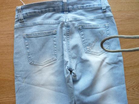 Dievčenské rifle, 128