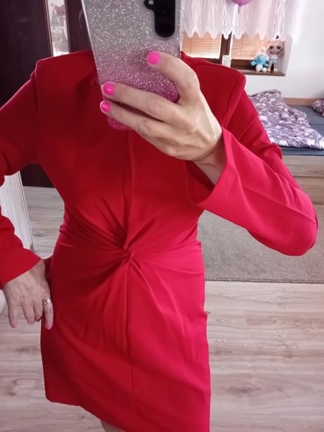 Červené šaty, sinsay,m
