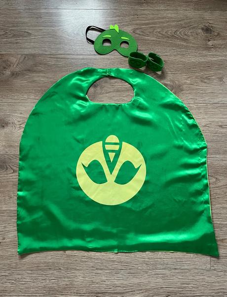 Kostym na karneval pyžamasky gekko, 