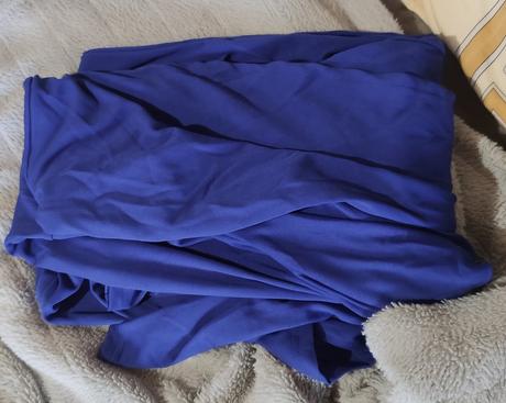 Elegantný overal s, s