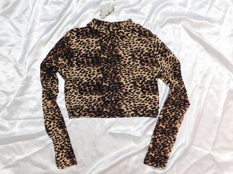 Trendy crop rolak, atmosphere,38